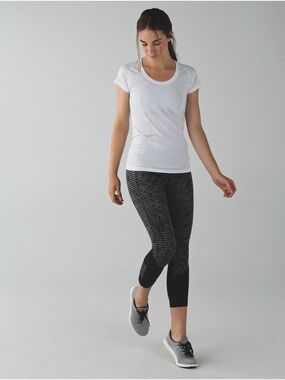Lululemon Pace Rival Crop *Full-On Luxtreme - Stripe Play Slate Black / Black